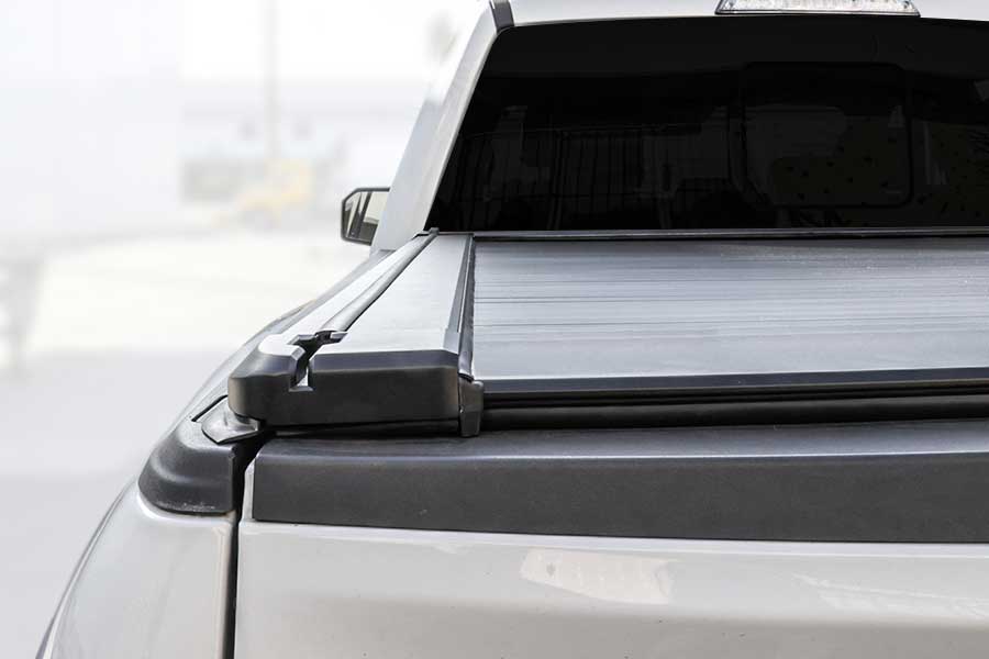 Spring Recoil Retractable Tonneau Cover for Ram Short Bed